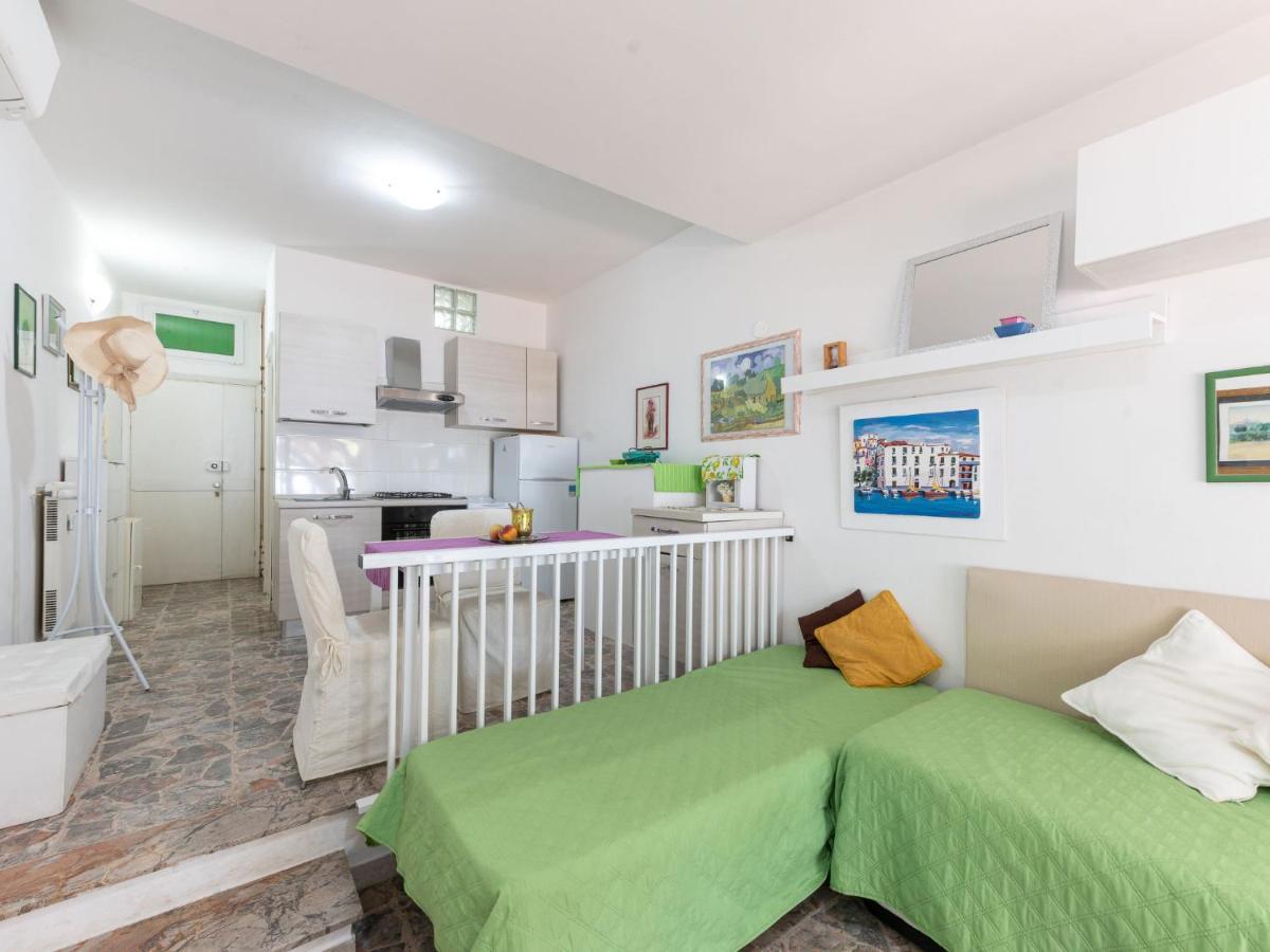 Apartment La Pineta By Interhome Casa Sant'Eugenia المظهر الخارجي الصورة