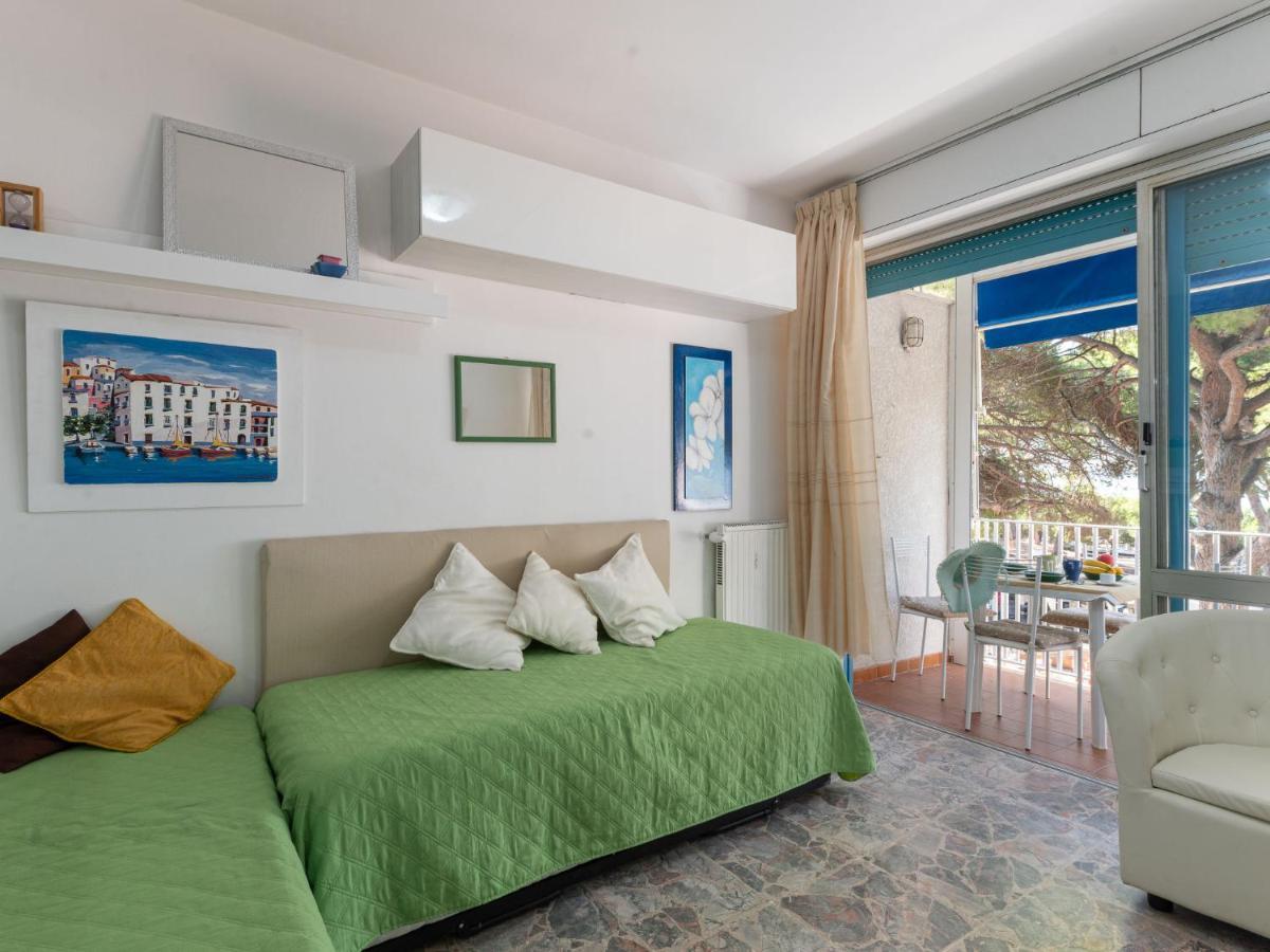 Apartment La Pineta By Interhome Casa Sant'Eugenia المظهر الخارجي الصورة