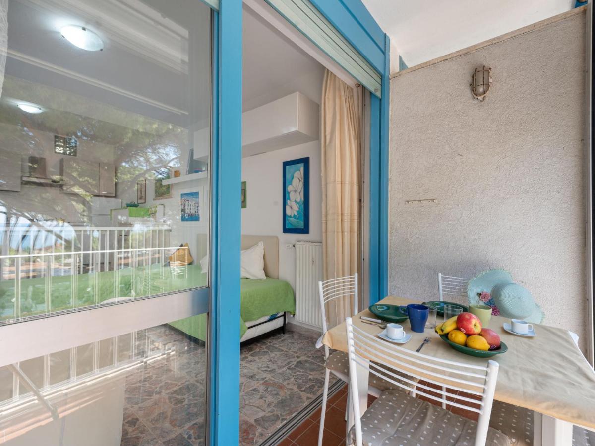 Apartment La Pineta By Interhome Casa Sant'Eugenia المظهر الخارجي الصورة